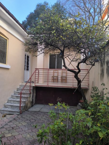 Shqiperi, jepet me qera shtepi 1+1 Kati 1, 1 m² 600 € 