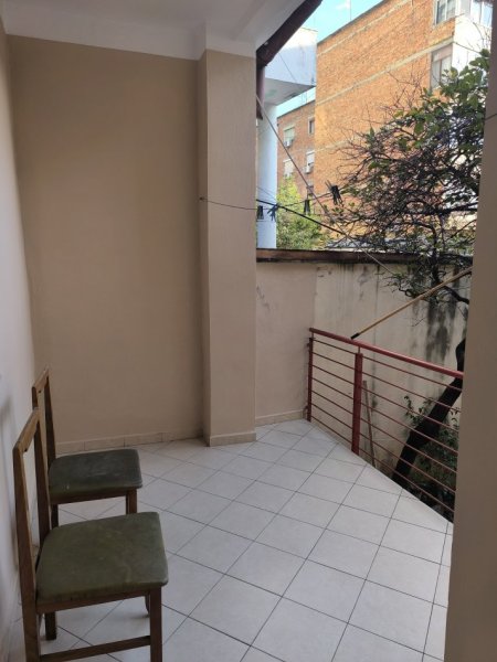 Shqiperi, jepet me qera shtepi 1+1 Kati 1, 1 m² 600 € 