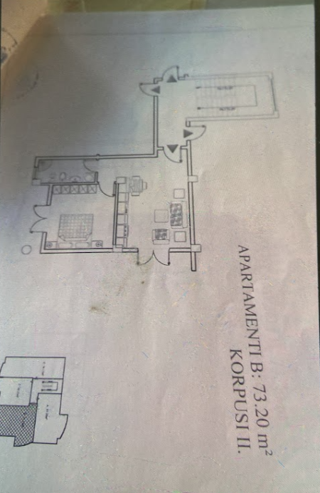 Mali Robit, shitet apartament 1+1+Ballkon Kati 3, 56.000 € (Rruga Skenderbeu)