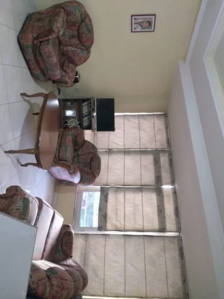 Tirane, jepet me qera apartament 1+1 Kati 3, 56 m² 400 € (Ali Demi)