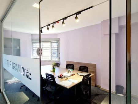 Tirane, shitet ambjent biznesi Kati 5, 290 m² 700.000 € (Rruga e Dibres)