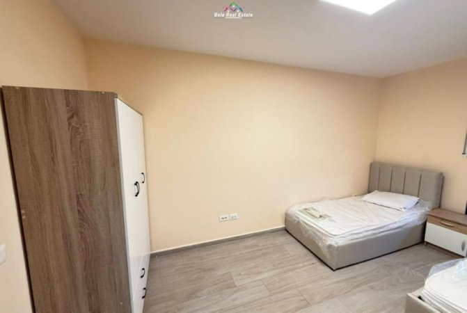 Tirane, jepet me qera apartament 2+1 Kati 2, 110 m² 650 € (Rruga Kongresi i Manastirit)