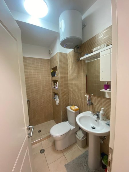 Tirane, shitet 2+1 Kati 2, 105 m² 130.000 € 