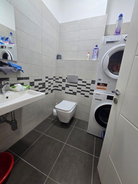 Tirane, shitet apartament 2+1 Kati 5, 105 m² (Don Bosko afer Kishes.)