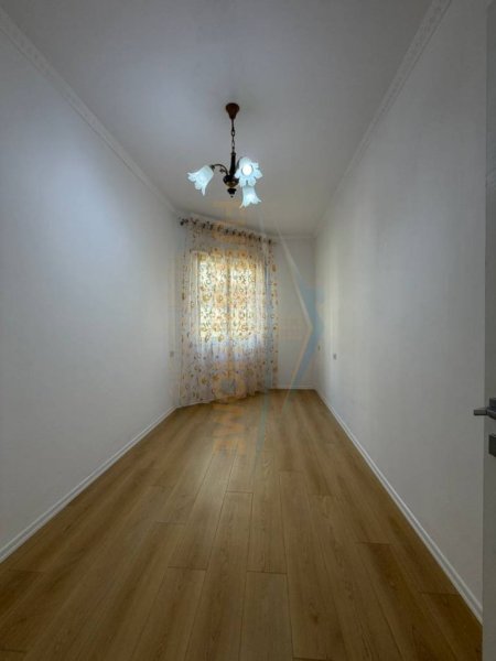 Tirane, shitet apartament 2+1 Kati 3, 75 m² 120.000 € (FRESK,RRUGA E THESARIT)