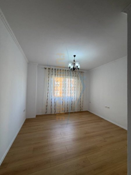 Tirane, shitet apartament 1+1 Kati 2, 69 m² 91.000 € (FRESK,RRUGA E THESARIT)