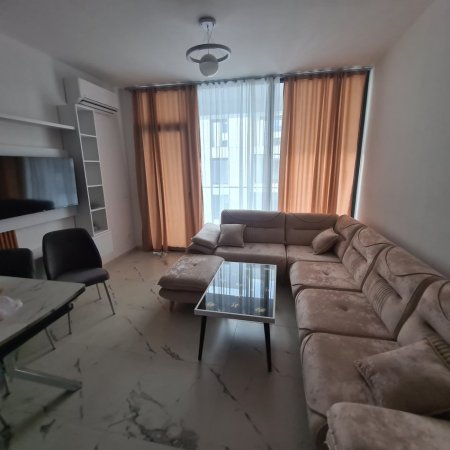 Tirane, jap me qera apartament 2+1+Ballkon Kati 4, 101 m² 600 € (Klani)