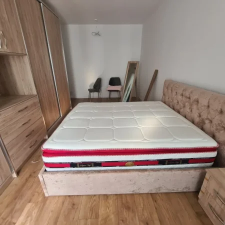 Tirane, jap me qera apartament 2+1+Ballkon Kati 4, 101 m² 600 € (Klani)