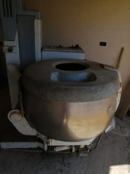 Tirane, shes Sobe | Furre Furre Buke