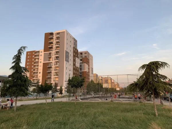 Tirane, shitet apartament 2+1+Ballkon Kati 7, 100 m² 220.000 € (Fusha e Aviacionit)