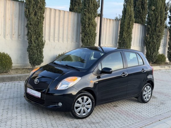 TOYOTA YARIS 1.4 NAFTE 👉 2009 👈 Kambio AUTOMATIKE - 5.300 €