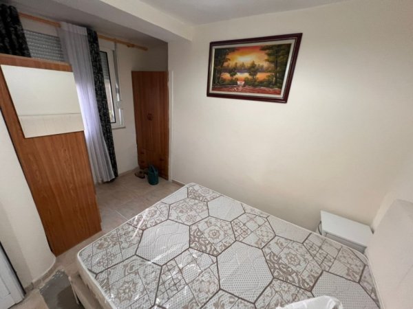 Tirane, jepet me qera apartament 1+1 Kati 2, 70 m² 550 € (Pazari i RI, Tirane)