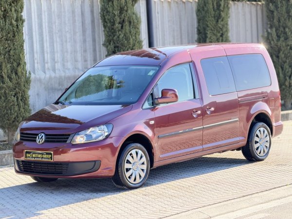 Durres, shitet makine VOLKSWAGEN CADDY MAX Nafte, vishnje manuale Klima
