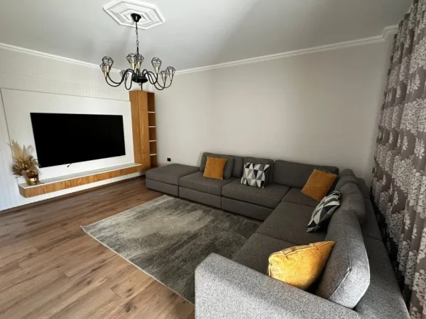 Tirane, shitet apartament 2+1 Kati 3, 107 m² 299.000 € (Myslym Shyrri)