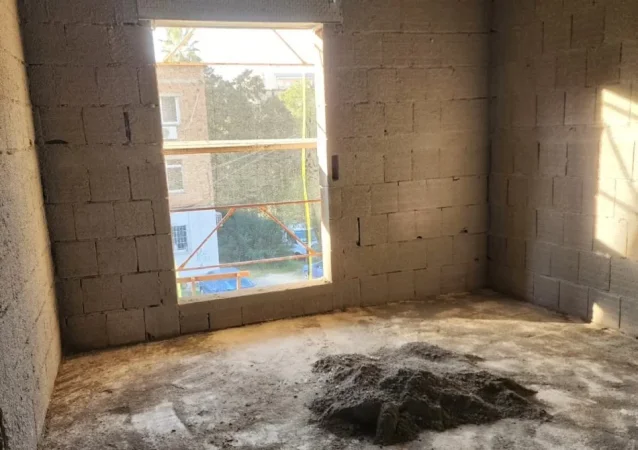 Tirane, shitet apartament 2+1+Aneks+Ballkon Kati 1, 100 m² 