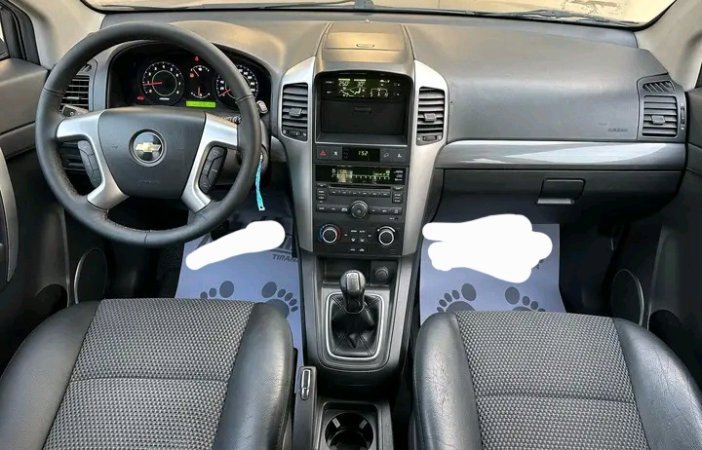 Tirane, shes Chevrolet captiva Benzin+Gaz, gri e erret manuale Klima 240.000 km 6.500 €