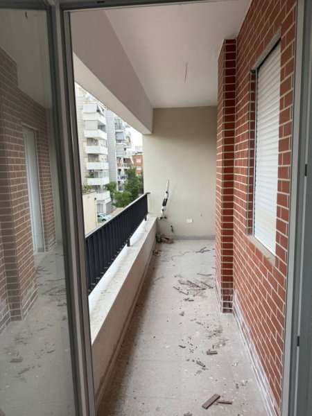 Tirane, shitet apartament 3+1 Kati 4, 136 m² 338.800 € (Pazari i Ri)
