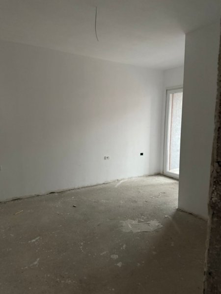 Tirane, shitet apartament 3+1 Kati 4, 136 m² 338.800 € (Pazari i Ri)