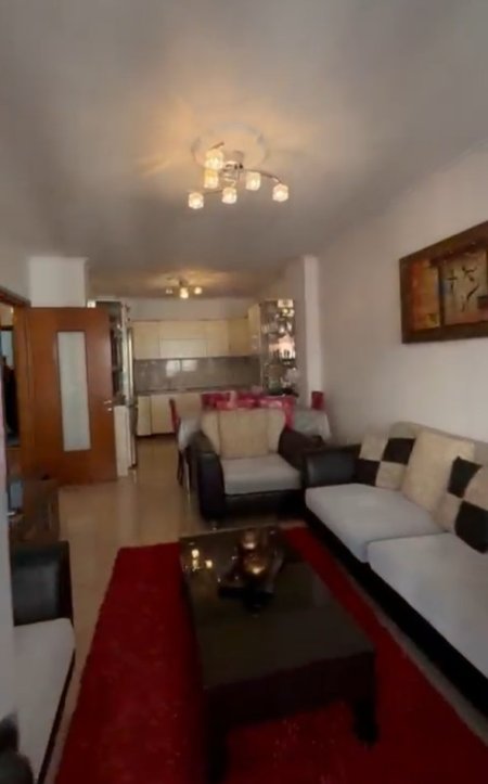 Tirane, shitet apartament 2+1+Ballkon Kati 4, 102 m² 159.000 € (Astir tek rrethi)