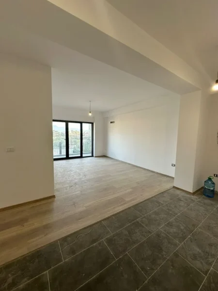 Tirane, shitet apartament 2+1 Kati 2, 93 m² 180.000 € (Kodra e Diellit)