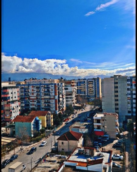 Tirane, shitet apartament 2+1+Ballkon Kati 5, 107 m² 139.000 € (Rruga teodor keko)