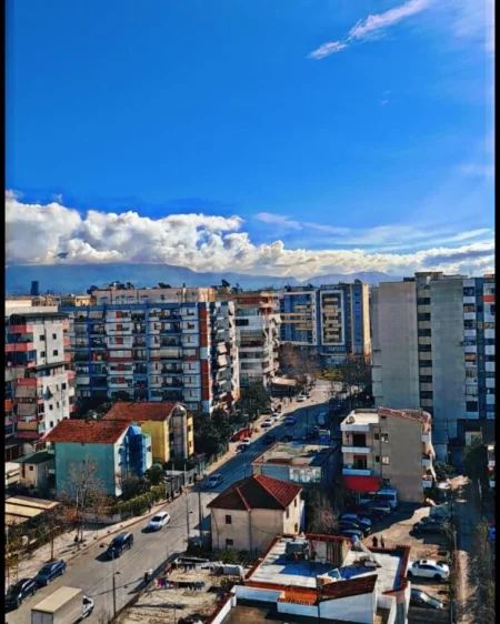 Tirane, shitet apartament 2+1+Ballkon Kati 5, 107 m² 139.000 € (Rruga teodor keko)