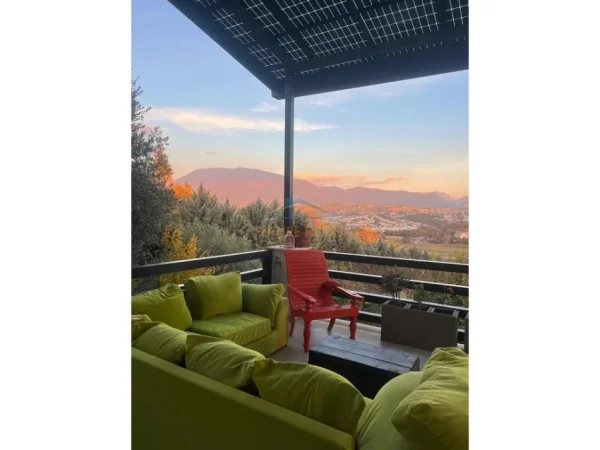 Tirane, jepet me qera Vile 2 Katshe Kati 0, 2.250 m² 9.000 € (TEG)