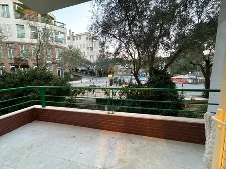 Tirane, shitet apartament+verande | Penthouse 1+1 Kati 1, 72 m² 165.000 € 