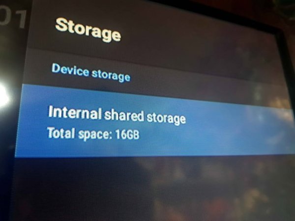 Lushnje, shes Android Box 2gb ram/ 16 gb Rom. 20 mij lek te vjetra