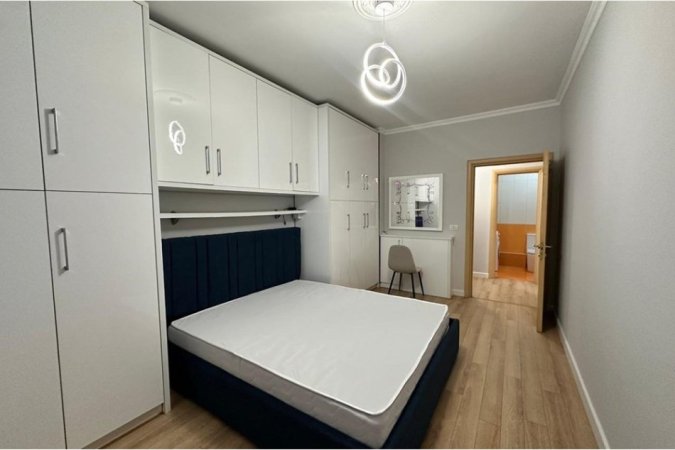 Tirane, shitet apartament 1+1 Kati 2, 57 m² 125.000 € (kodra diellit)