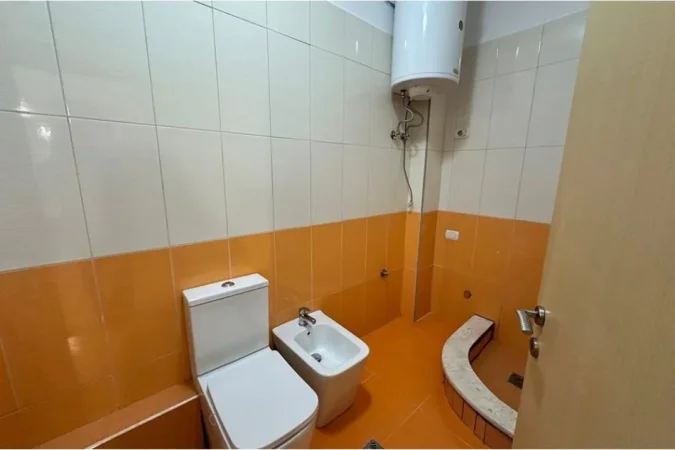 Tirane, shitet apartament 1+1 Kati 2, 57 m² 125.000 € (kodra diellit)