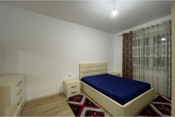 Tirane, shitet apartament 3+1+Ballkon , 140 m² 246.000 € (Kinostudio)