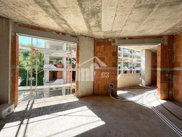 Tirane, shitet apartament 2+1+Ballkon Kati 3, 130 m² 234.000 € (TE LIQENI I THATE)