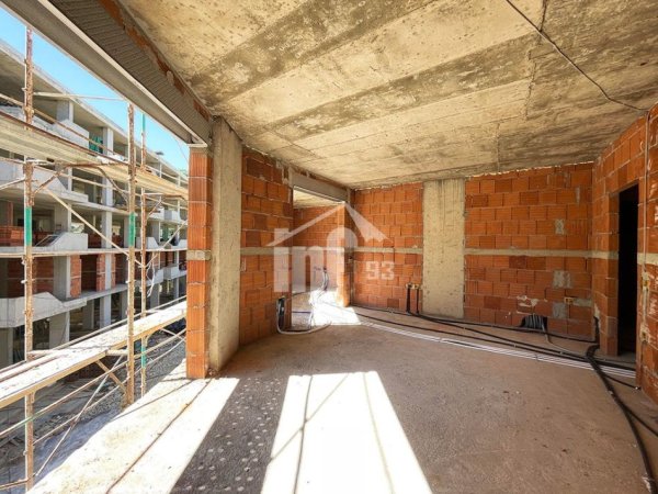 Tirane, shitet apartament 2+1+Ballkon Kati 3, 130 m² 234.000 € (TE LIQENI I THATE)