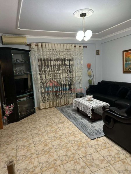 Tirane, shitet apartament 2+1+Ballkon Kati 4, 143.000 € (Rruga Don Bosko)