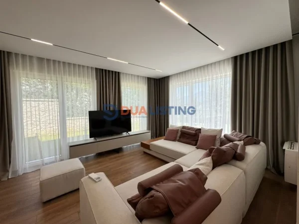 Tirane, jap me qera Vile , 425 m² 4.000 € (Liqeni i Thate Residenca Forest)