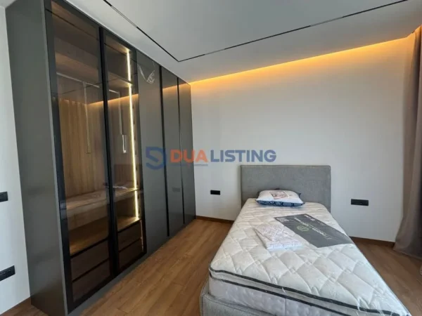 Tirane, jap me qera Vile , 425 m² 4.000 € (Liqeni i Thate Residenca Forest)