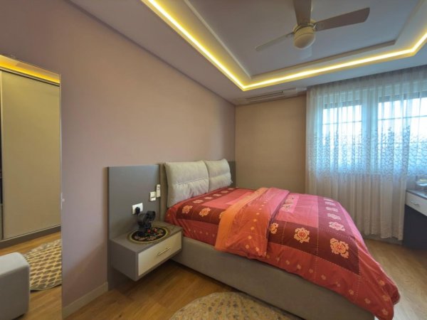 Tirane, shitet apartament 2+1+Ballkon Kati 7, 101 m² 250.000 € (Teodor Keko)