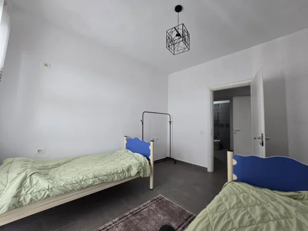 SHITET APARTAMENTI 2+1+2 NE KAMEZ,  115.000 €URO
