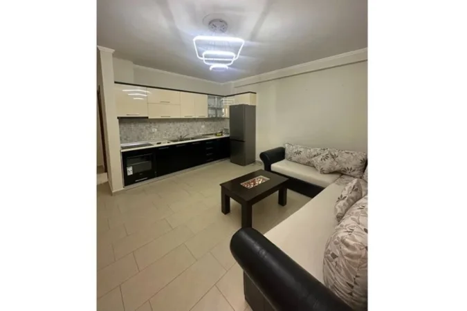 Tirane, jepet me qera apartament 2+1+Ballkon , 87 m² 500 € (Pallatet Cabej)