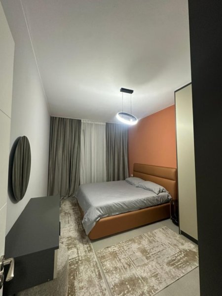 Tirane, jepet me qera apartament 1+1 ,