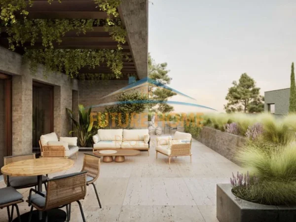 Tirane, shitet apartament 2+1 Kati 2, 212 m² 302.500 € (Mjull Bathore)