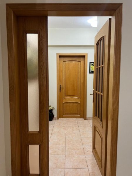 Durres, jepet me qera apartament 2+1+Ballkon Kati 5, 1 m² 75000 mije leke (Sami Frasheri)