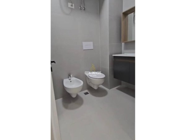 Tirane, jepet me qera apartament 1+1+Ballkon Kati 6, 68 m² 550 € (River Residence, Astir)