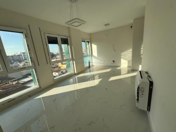 Tirane, jepet me qera apartament 1+1 Kati 4, 57 m² 500 € (Jordan Misja, Tiranë.)