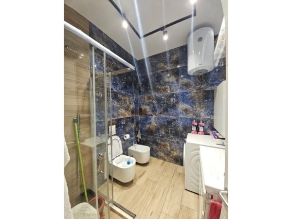 Tirane, shitet apartament 2+1 Kati 2, 85 m² 210.000 € (Stacioni Trenit, Durres)