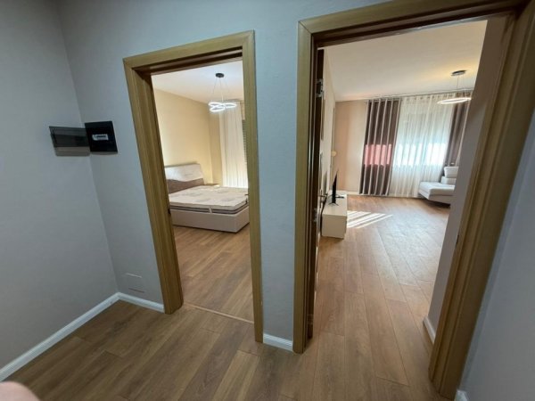 Tirane, shitet apartament 1+1 Kati 4, 68 m² 110.000 € (Rruga Llazi Miho)