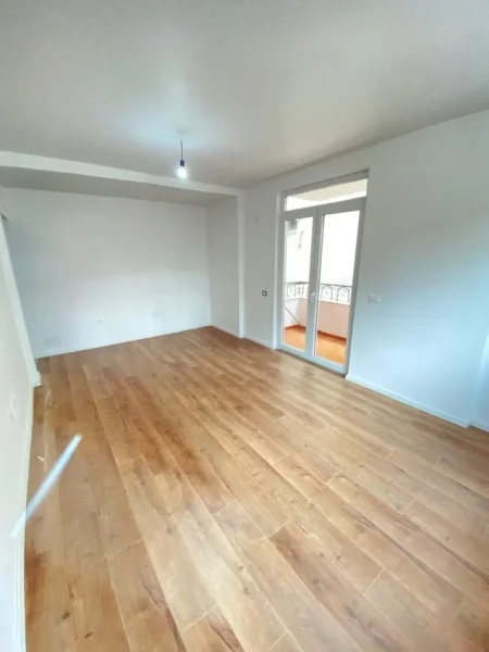 Shitet Apartament 1+1 tek Liqeni Afer Rrugës së Kosovareve ne Tirane Mundesi Blerje me Kredi,  160.000 €uro