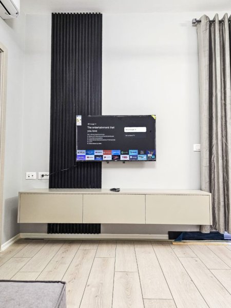 Tirane, jepet me qera apartament 1+1+Ballkon , 75 m² 550 € (River Residence)