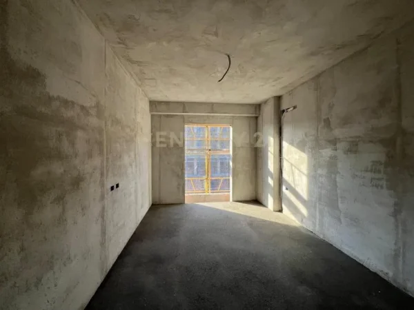 Tirane, shitet apartament 2+1+Ballkon Kati 5, 99 m² 125.000 € 